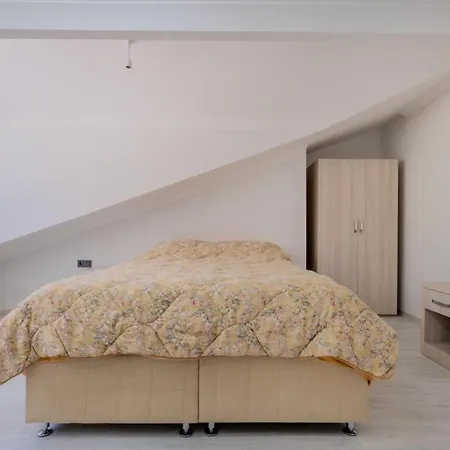 Captivating Flat Close To Inlice Beach With Terrace In Fethiye Göcek