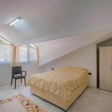Captivating Flat Close To Inlice Beach With Terrace In Fethiye Apartament