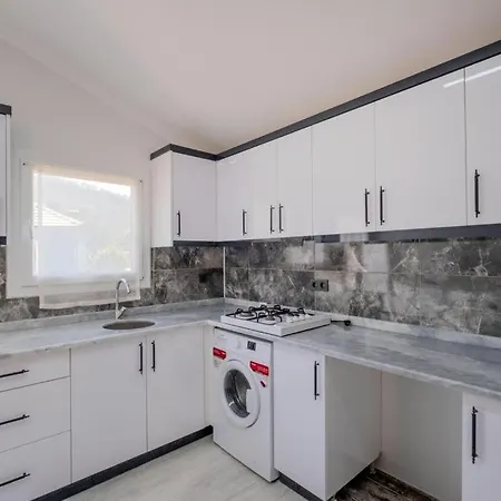Captivating Flat Close To Inlice Beach With Terrace In Fethiye Apartament *